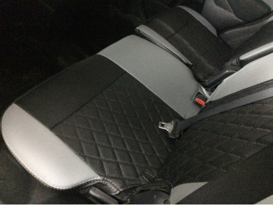 Авточехлы на Peugeot 4007 Авточехлы на Peugeot 4007